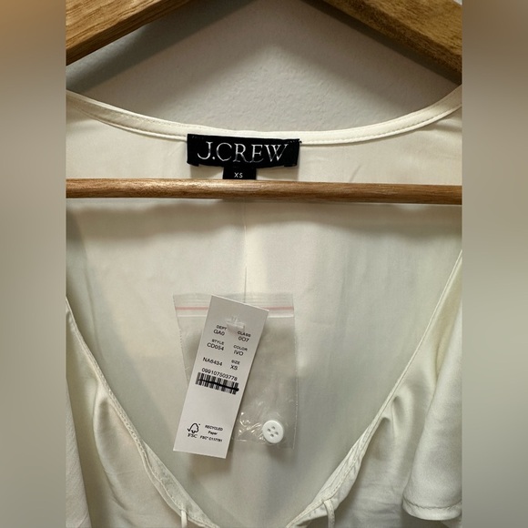 NWT! J.Crew Goldie top in satin. Size XS $98 - Picture 4 of 6